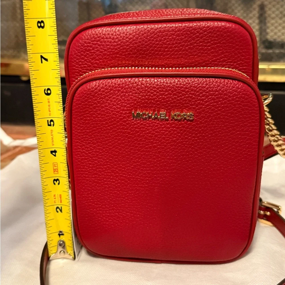 NWT Michael Kors Jet Set Travel Cherry MD NS Chain Crossbody Leather bag.